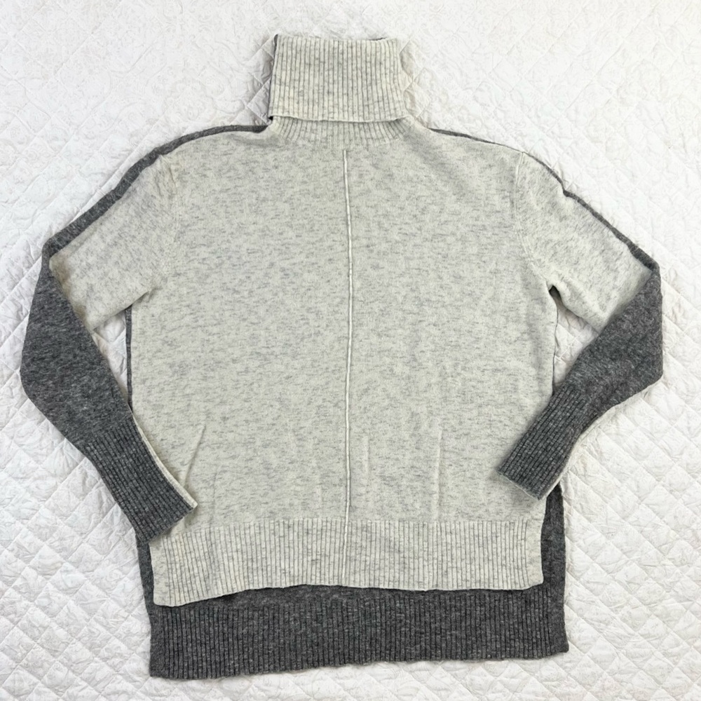 Athleta Transit Colorblock Turtleneck Sweater Gray Merino Wool